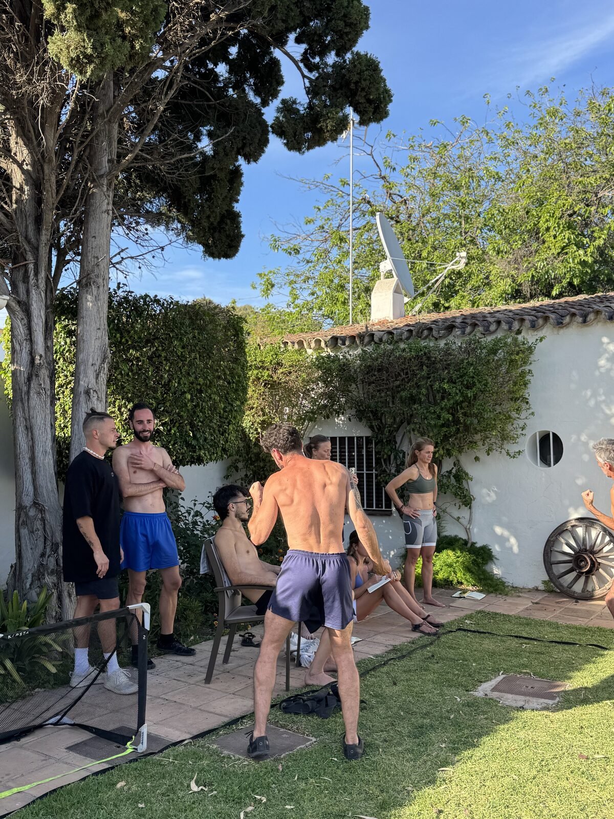 Trabajo en jardín durante el retiro